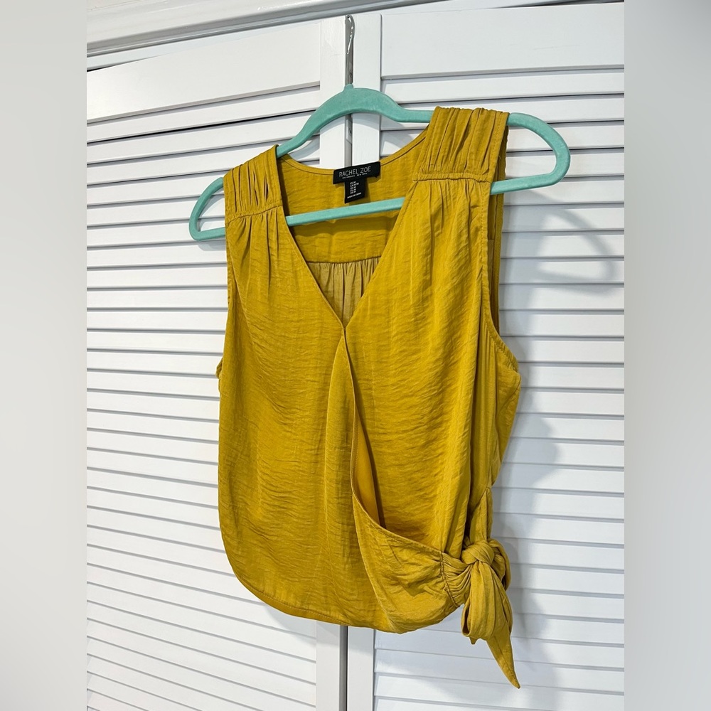 Women’s Sz Med Blouse